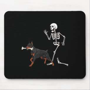 Tapis De Souris Drôle Halloween Doberman Nscher Et Skeleton