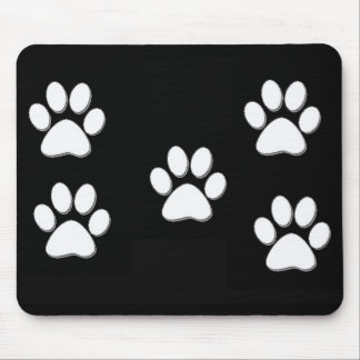 Tapis De Souris Empreintes de pattes de chiot blancs sur le noir