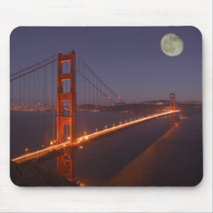 Tapis De Souris États-Unis, Californie, Marin. Lever de lune au-de