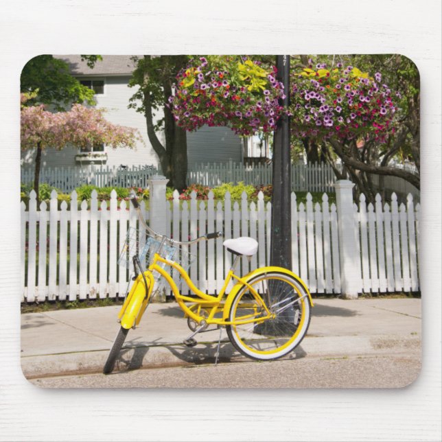 Tapis De Souris États-Unis, Michigan, île Mackinac. Vélo jaune (Devant)