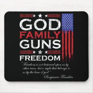 TAPIS DE SOURIS FAMILLE DIEU ARME À FEU ET LIBERTÉ CHRÉTIEN MAGA T