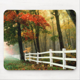 Tapis De Souris Feuilles d'automne et arbres Picket blanc clôture 