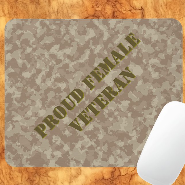 Tapis De Souris Fière Femme Vétérinaire Sable Tan Camo Souris Pad (Créateur téléchargé)