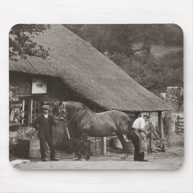 Tapis De Souris Forgeron chaussant un cheval (Devant)