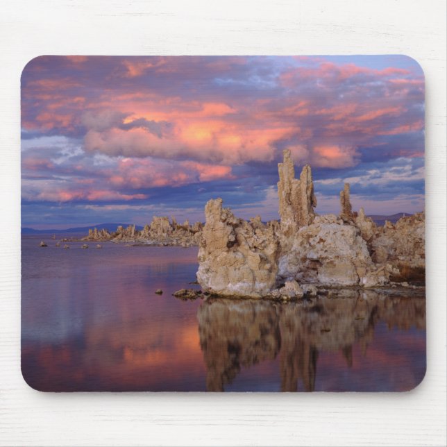 Tapis De Souris Formations de tuf sur le lac Mono (Devant)