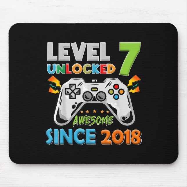 Tapis De Souris Garçon 7ème anniversaire Niveau 7 Débloqué Incroya (Devant)