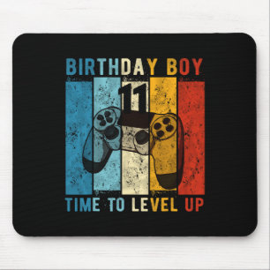 Tapis De Souris Garçon de 11 ans qui fête son anniversaire 11 Il e