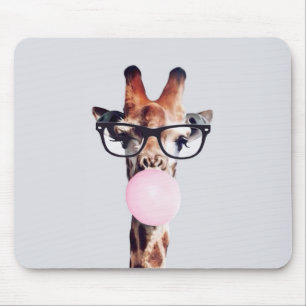 TAPIS DE SOURIS GIRAFFE PORTANT DES VERRES SOUFFRANT UN BUBBLEGUM 