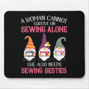 Tapis De Souris Gnomes Drôle Est Une Femme Ne Peut Survivre En Cou