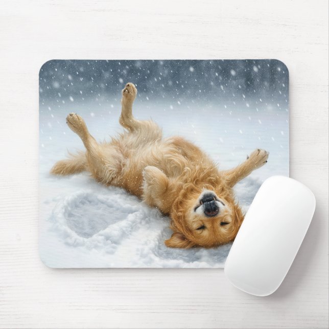 Tapis De Souris Golden Retriever faisant un ange de neige (Avec souris)