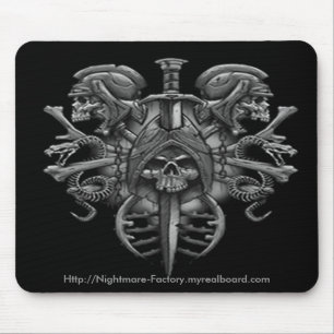 Tapis de souris gothique de crânes de guerrier