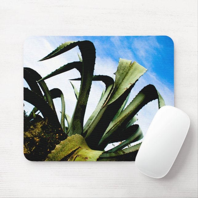 Tapis De Souris Grand Plante vert géant avec ciel bleu clair (Avec souris)