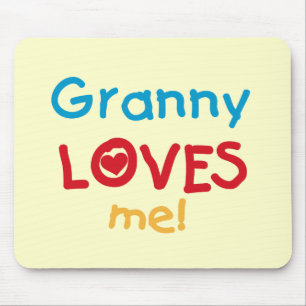 Tapis De Souris Granny Loves Me Tshirts et cadeaux