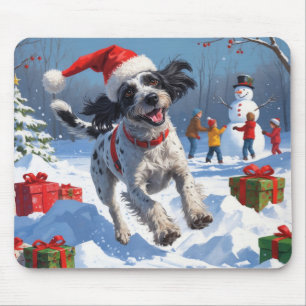 Tapis De Souris Griffon à poil dur avec un chapeau de Noël enneigé