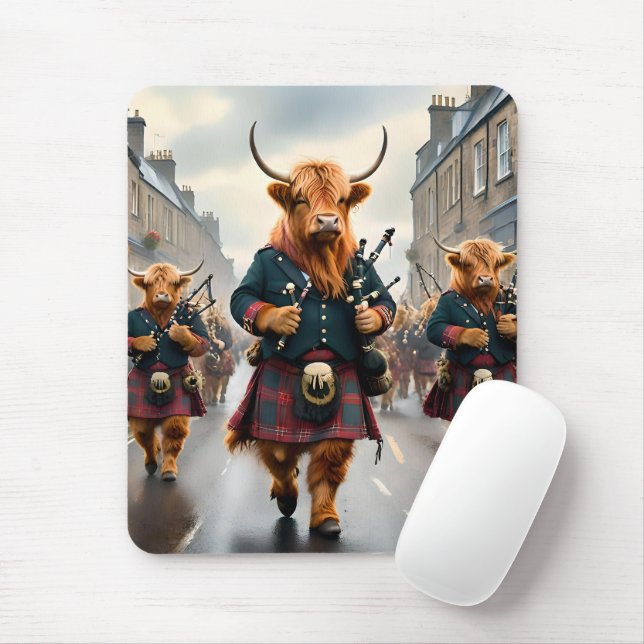 Tapis De Souris Highland Harmony : Bagpipe Highland Cow Band (Avec souris)