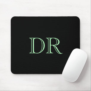 Tapis De Souris Initiales personnalisées en vert noir minimaliste
