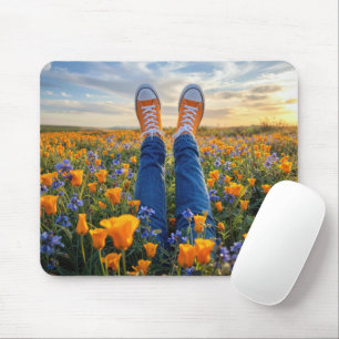Tapis De Souris Jean en Denim et Baskets Orange dans des Fleurs