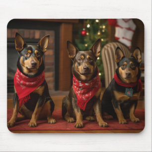 Tapis De Souris Kelpie australien au coin de la cheminée de Noël