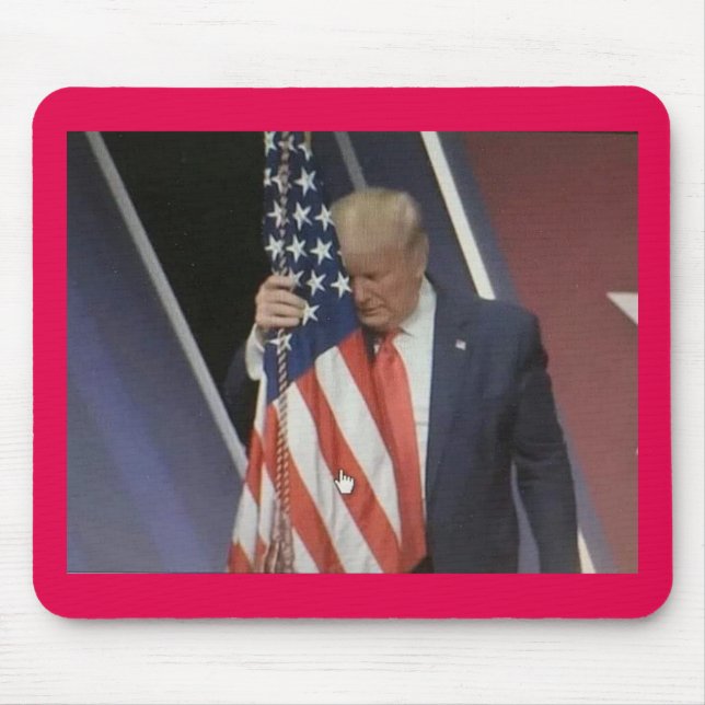 Tapis De Souris Le président Trump accablé le drapeau américain (Devant)