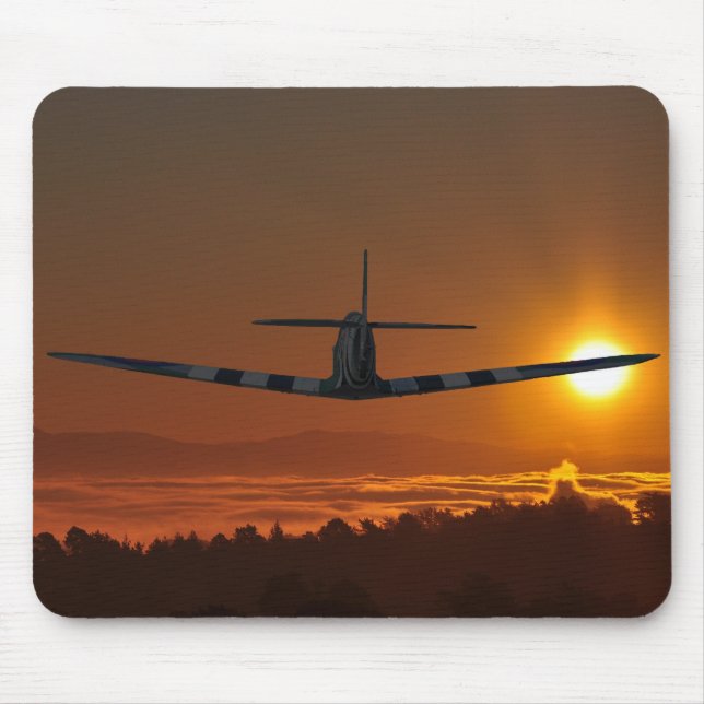 Tapis De Souris Le Spitfire vole dans le lever de soleil (Devant)