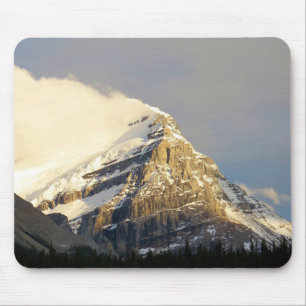 Tapis De Souris Les nuages se jettent au large de la montagne Snow