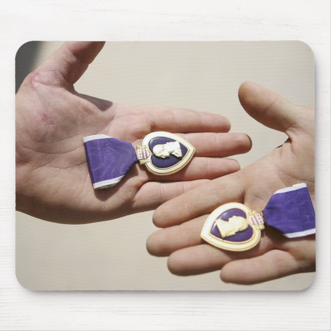 Tapis De Souris Les récipiendaires de Purple Heart affichent leurs (Devant)