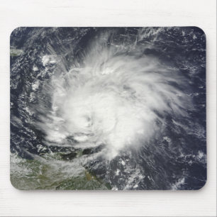 Tapis De Souris L'ouragan Tomas sur les Petites Antilles