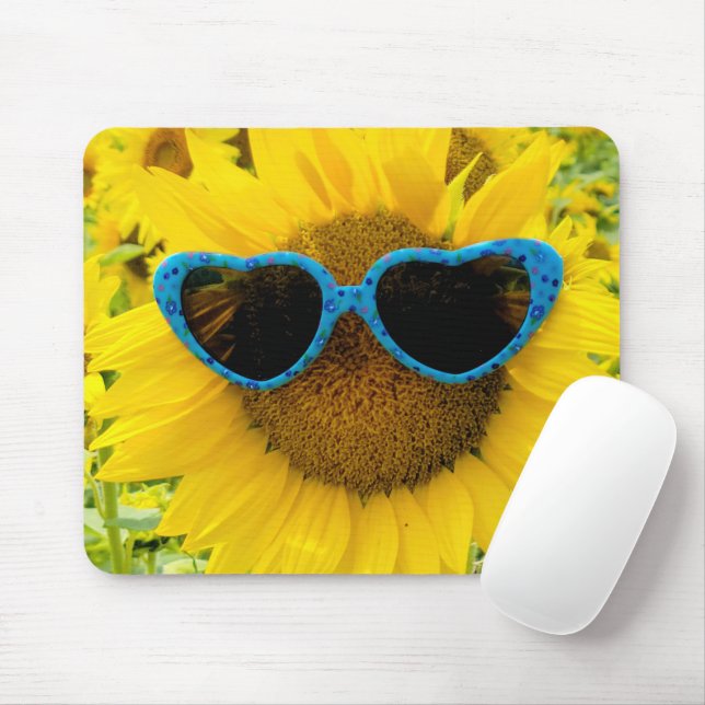 Tapis De Souris Lunettes de soleil de coeur sur tournesol (Avec souris)