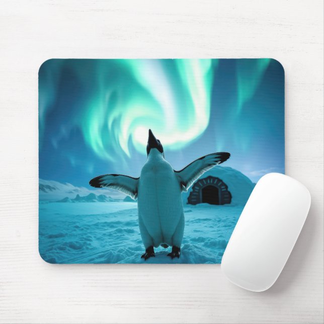 Tapis De Souris Manchot heureux dansant sous les aurores boréales (Avec souris)