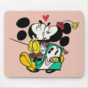 Tapis De Souris Mickey français Mickey et Minnie s'embrassent