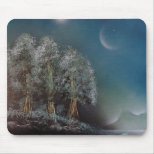 Tapis De Souris Montagne et arbres de lune par Bernardo Perales