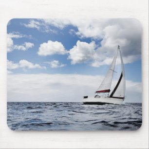 Tapis De Souris Navigation de yacht en mer ouverte
