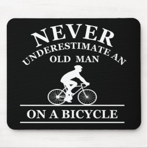 Tapis De Souris never underestimate an old man on a bicycle