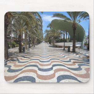 Tapis de souris onduleux de trottoir de tuiles