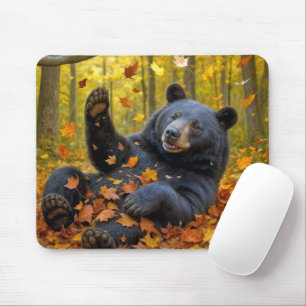 Tapis De Souris Ours Noir Dans Les Feuilles Automnes