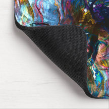 Peintures lourdes collées se chevauchant dans un m