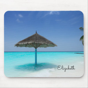 Tapis De Souris Plage tropicale pittoresque avec parapluie de chau