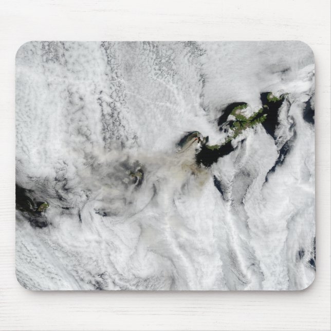 Tapis De Souris Plume du volcan Okmok, îles Aléoutiennes 2 (Devant)