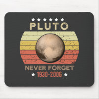 Pluto n'oublie jamais 1930-2006