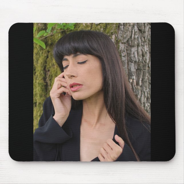Tapis De Souris Portrait d'une belle jeune fille (Devant)
