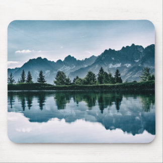 Tapis De Souris Réflexion de forêt de montagne