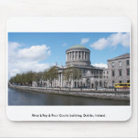 River Liffey & Four Courts, Dublin Irlande.