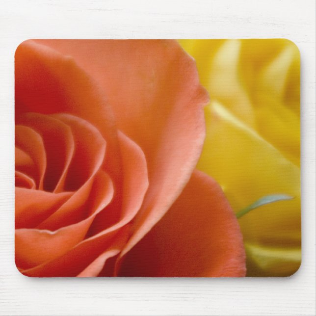 Tapis De Souris Roses oranges et jaunes (Devant)