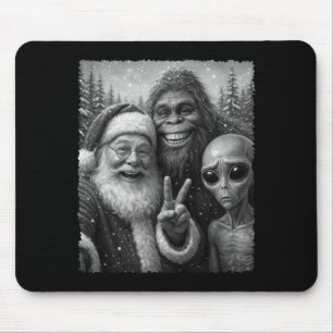 Tapis De Souris T-shirt drôle de chat de Noël Santa Bigfoot Alien