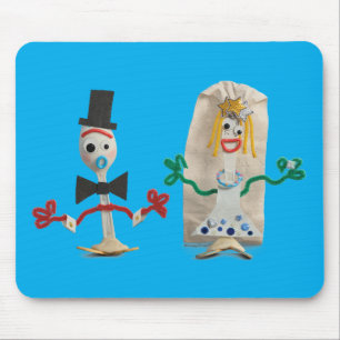 Tapis De Souris Toy Story 5 Mariage de Forky et Karen Beverly