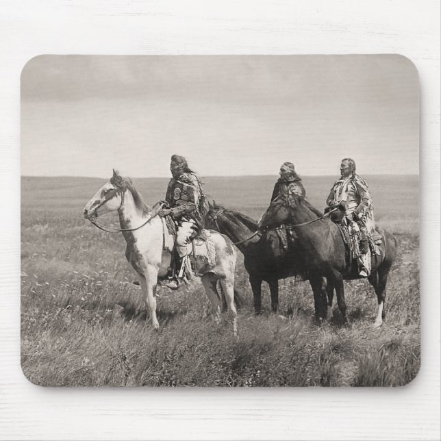 Tapis De Souris Trois chefs de Blackfeet de Piegan - cru (Devant)