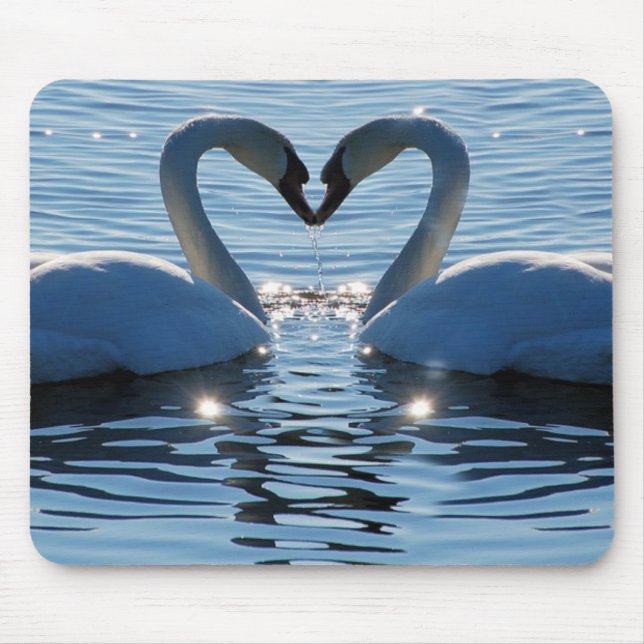 Tapis De Souris Un baiser de coeur de cygne, réflexions de l'amour (Devant)