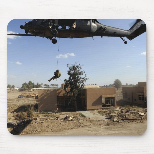 Tapis De Souris Un rappels pararescueman d'un HH-60 2 (Devant)