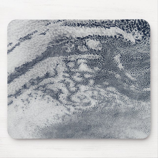 Tapis De Souris Un réseau de nuages sur l'océan Pacifique (Devant)