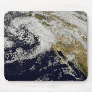 Tapis De Souris Une série de tempêtes fortes avec les vents